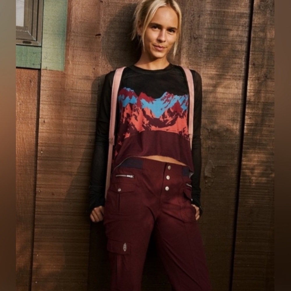 🌟NWOT🌟 Free People Printed Tempo Movement Tee
